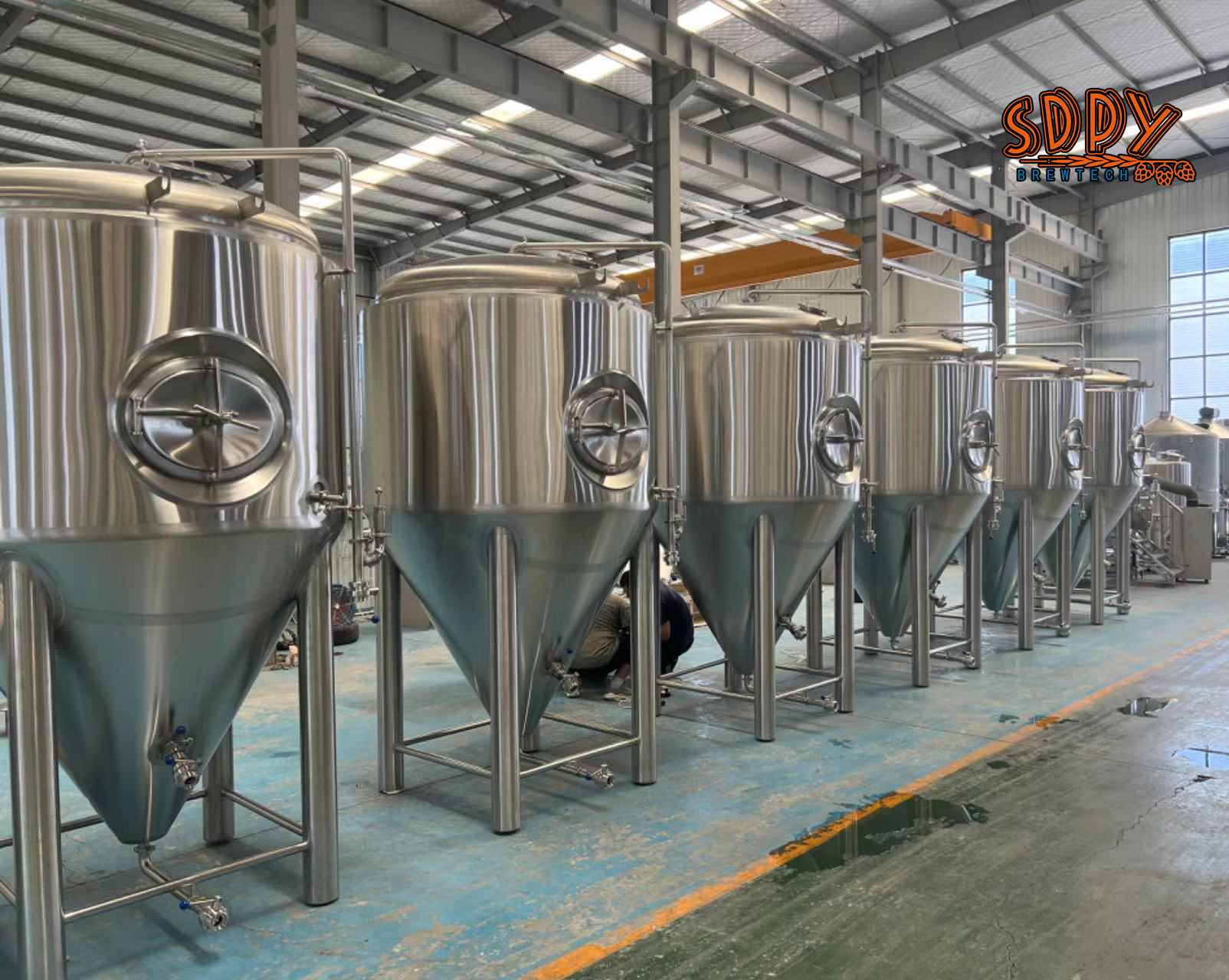 1000&10BBL cylinder fermentation tanks