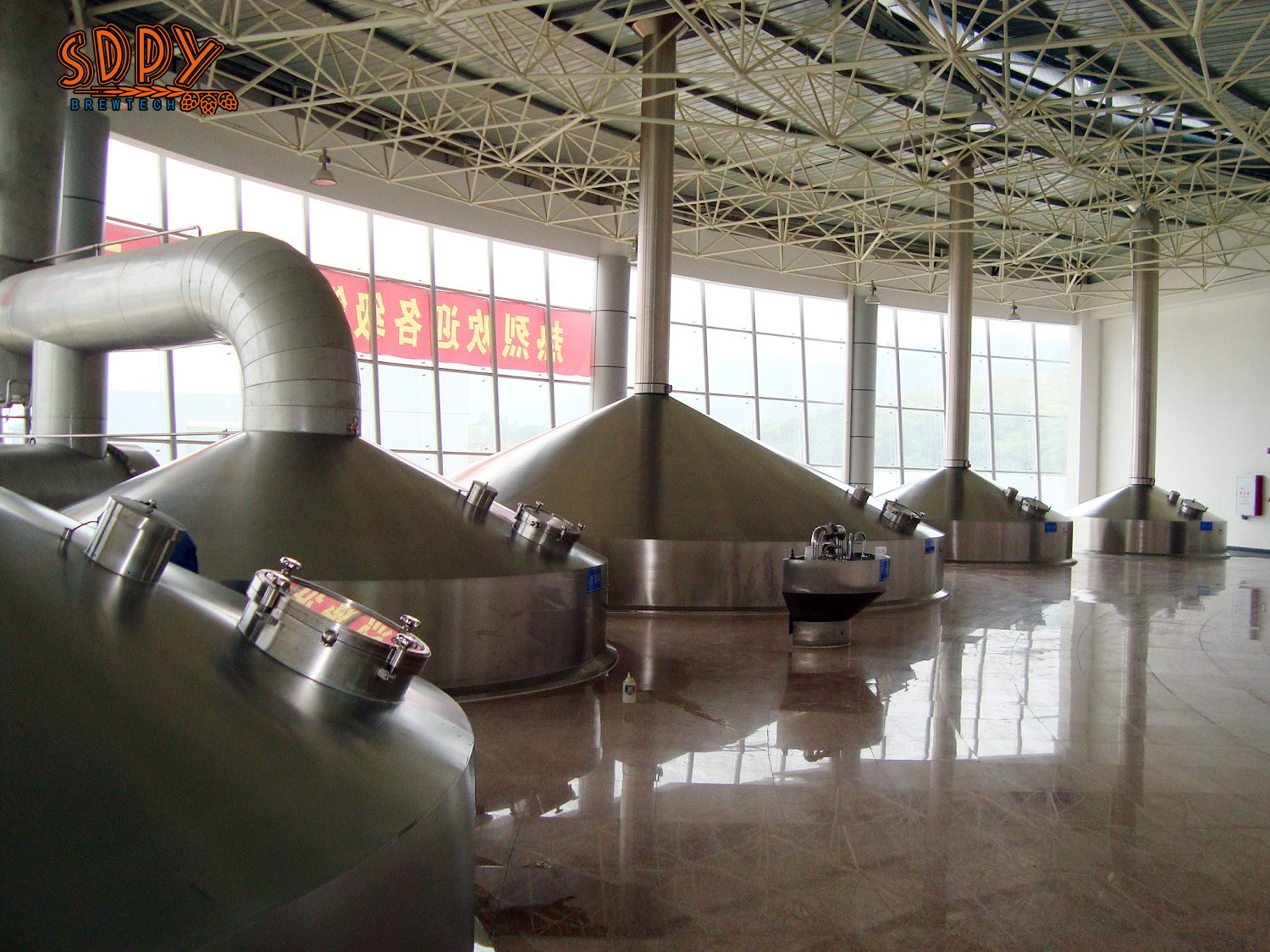 Large and Medium size brewery equipment