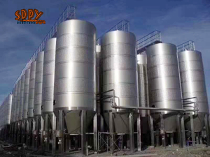 Fruit wine cider equiment and tanks 